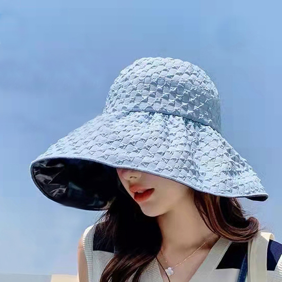 New Style Seersucker Big Brim Bucket Hat For Women Color Plastic Beach Sun Hat Convenient And Foldable
