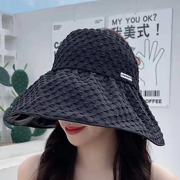 New Style Seersucker Big Brim Bucket Hat For Women Color Plastic Beach Sun Hat Convenient And Foldable