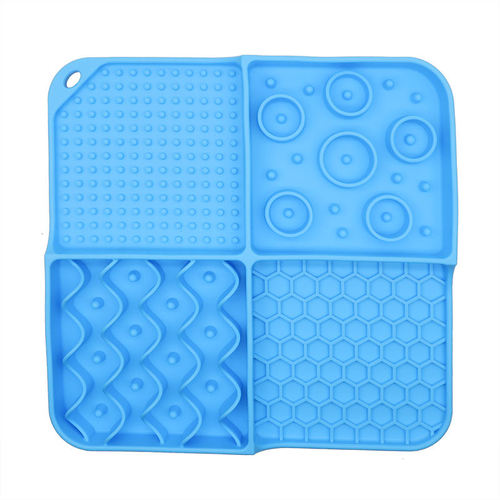 New Hot Selling Lickmat Food Grade Silicone Slow Feeder Bowl with Suction Cups Pet Licking Mat for Dogs and Cats