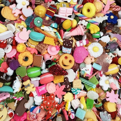 Mini Resin Chocolate Soft Packaging Fruit Resin Crafts With Accessories