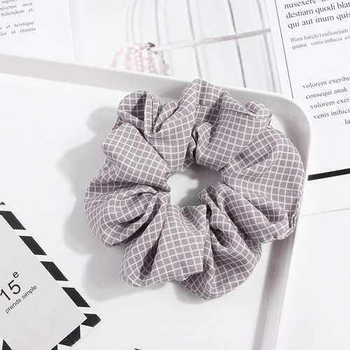 Hot sale high quality elastic hair scrunchies for female  24 colors scrunchies hair ties