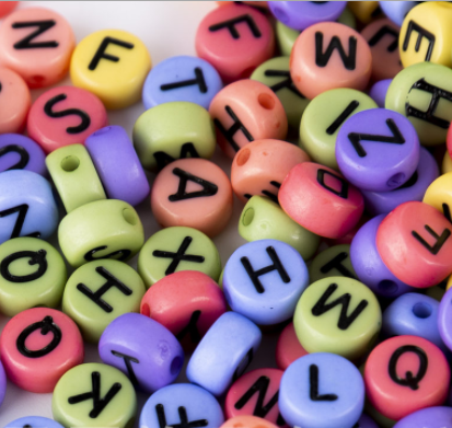 SB6262 plastic acrylic letter initial 4*7mm 500g A to Z 26 alphabet beads for jewelry DIY
