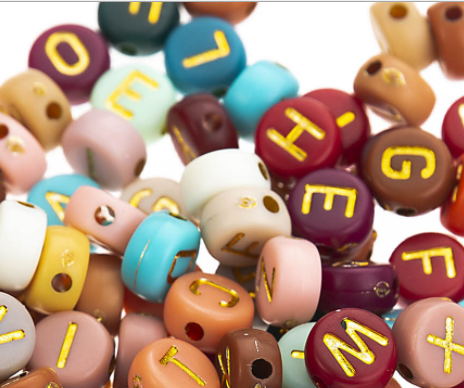 SB6262 plastic acrylic letter initial 4*7mm 500g A to Z 26 alphabet beads for jewelry DIY