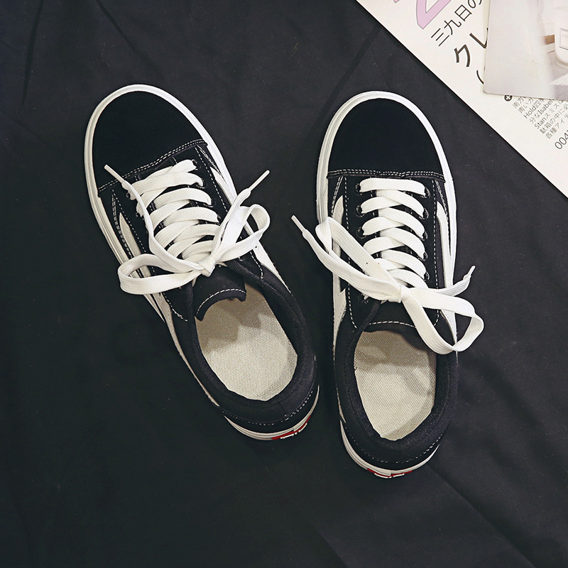 Ladies' Fashionable Low Cut Canvas Shoes