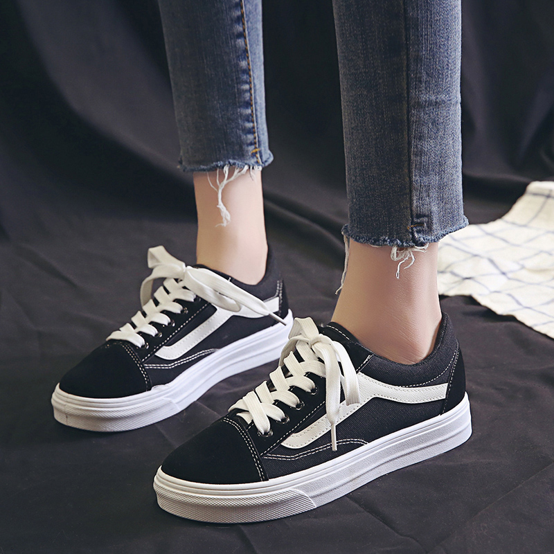 Ladies' Fashionable Low Cut Canvas Shoes