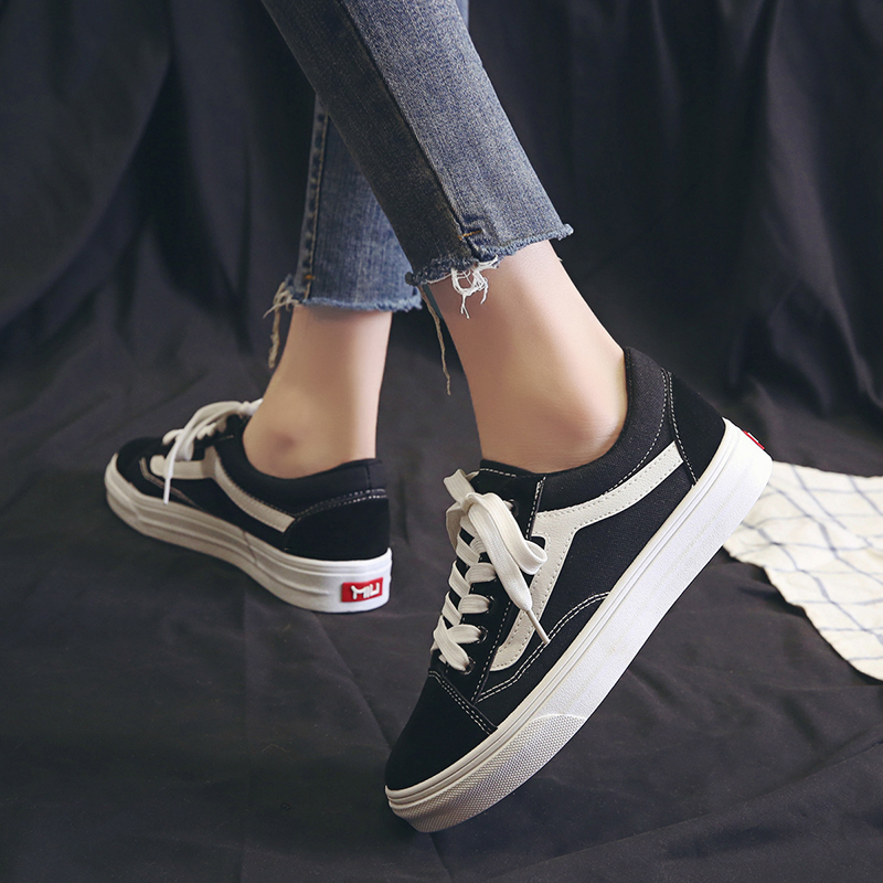 Ladies' Fashionable Low Cut Canvas Shoes