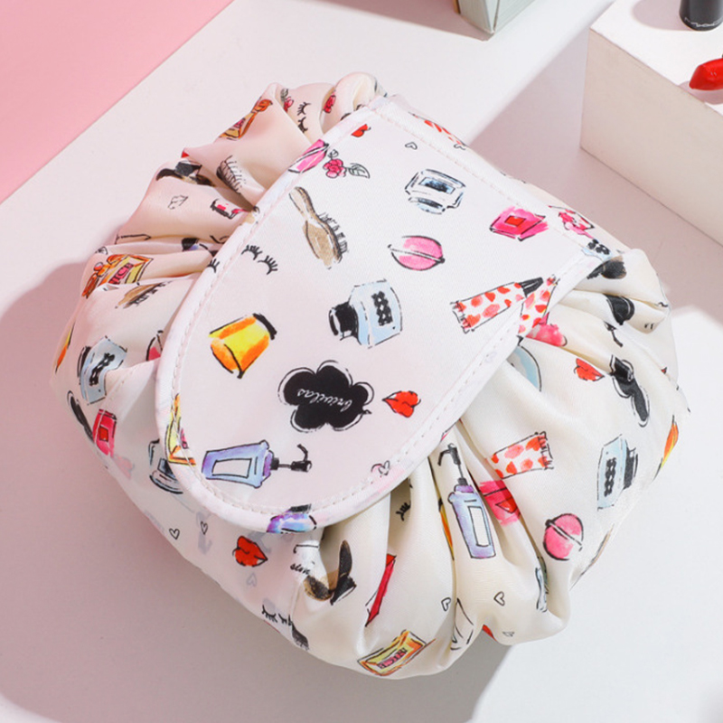 Popular  stock style Portable Lazy Drawstring Make Up Bag Large Travel Cosmetic Bag for female