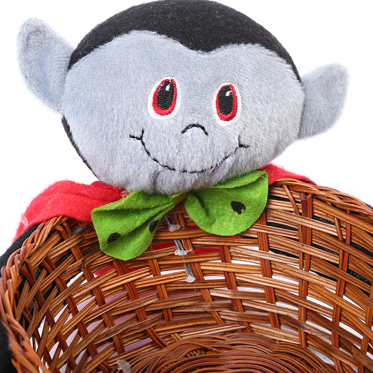 Cheap Party Halloween decorative Bamboo basket for candy Biscuits