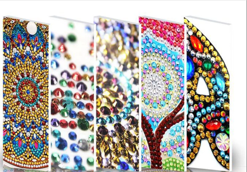 Z106  DIY Diamond Painting Keychains Kits,  Full Drill Special Shaped, Art Crafts for Kids Adults Teens Beginners E