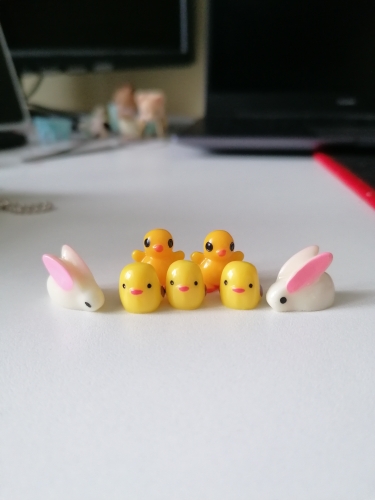 100pcs 10mm Resin Flower with Rhinestone Flatback Transparent Cabochon for Kids Girls DIY Jewelry Nail Art Decor Beads C