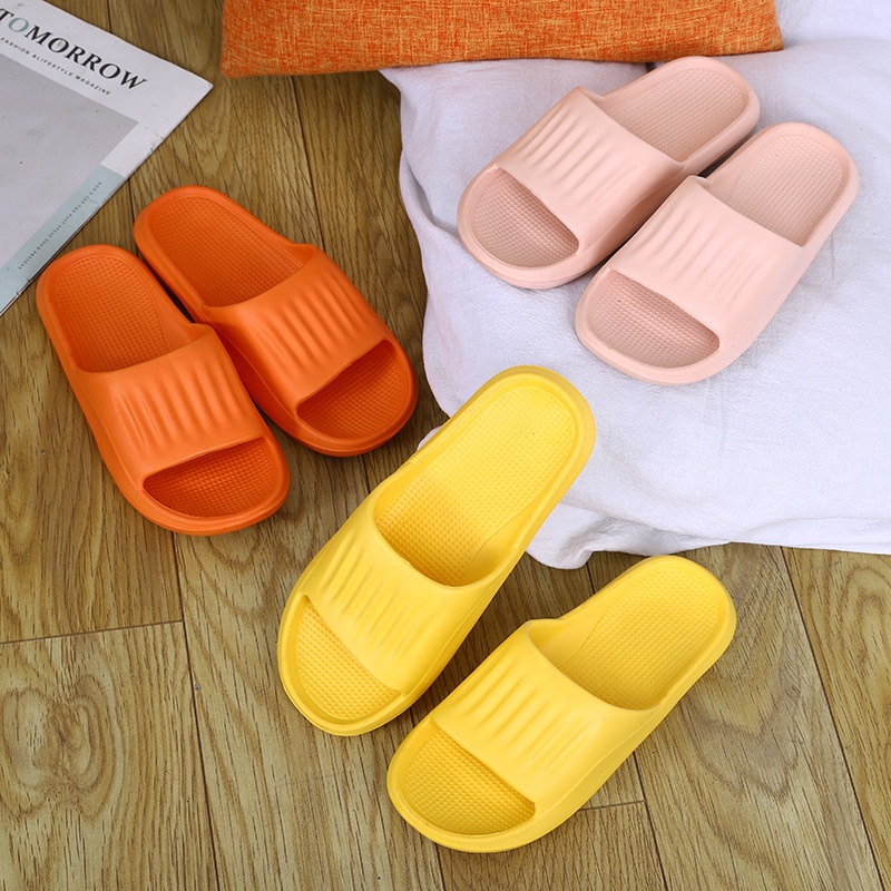 Outdoor indoor Antiskid women slip-on sandals summer beach  slippers for ladies swimming shoes