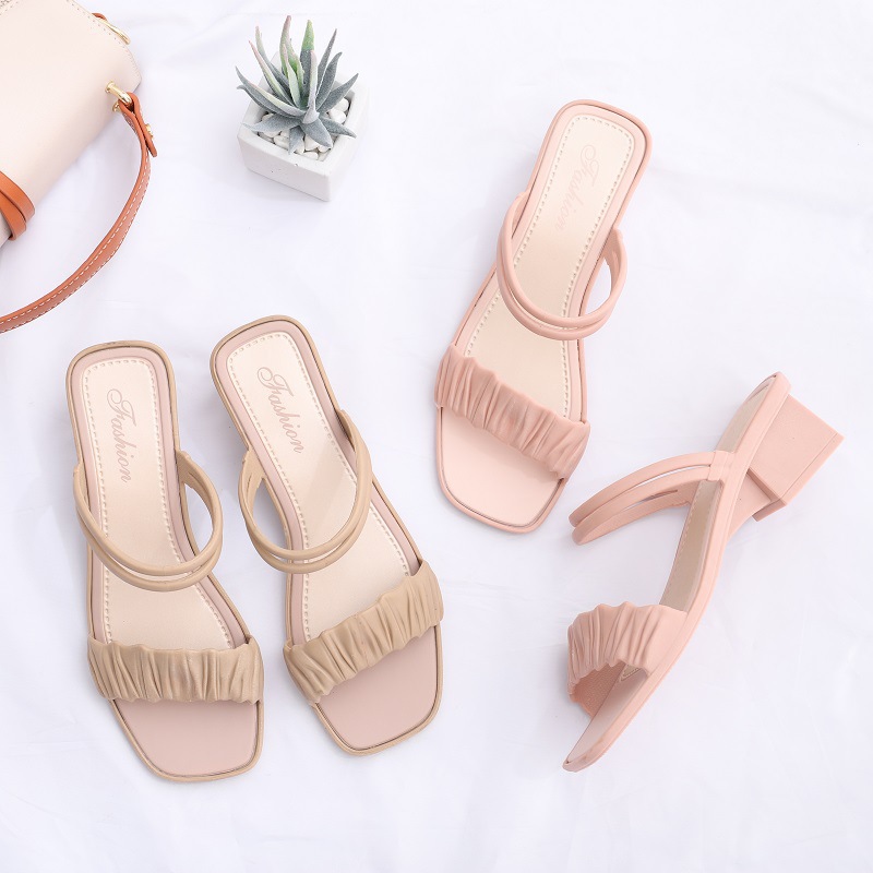 summer heels 2023 new sandals and slippers latest platform chunky heels mid women's pumps designer female bow high heels