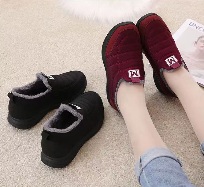 Cheap fashion fleece lining anti slip rubber out sole women's winter warm loafers snow boots for women