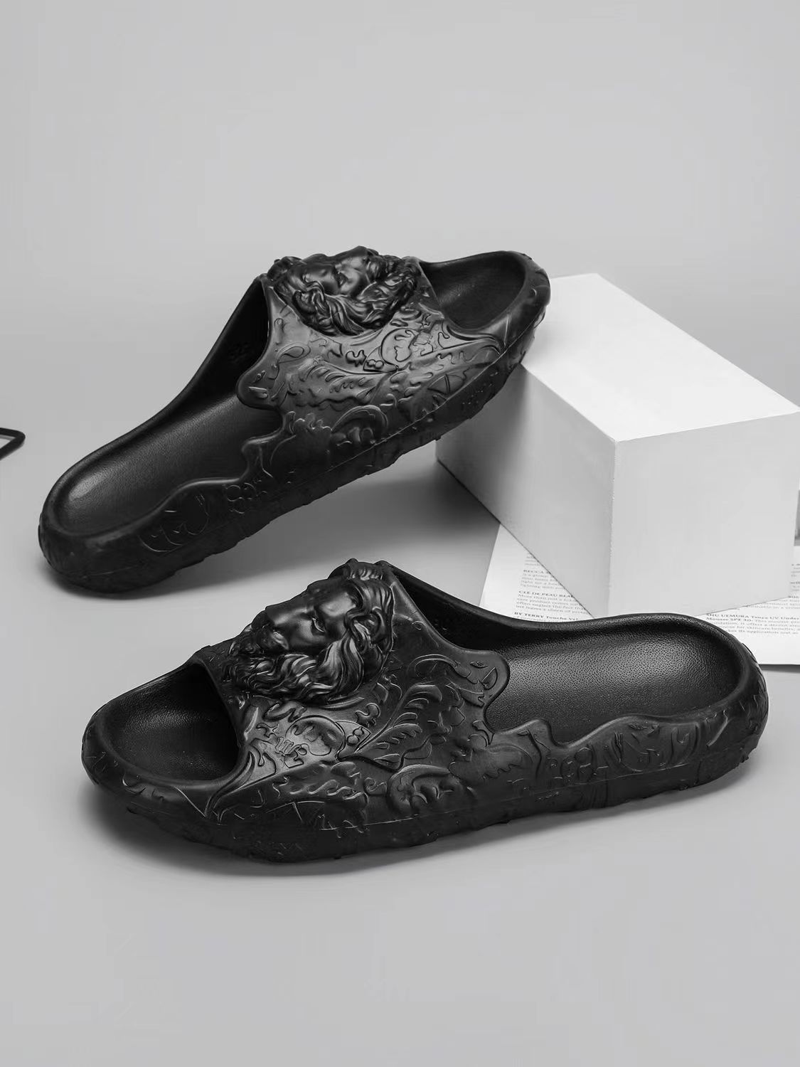 2023  new designer men and women unisex new designer flat non-slippery sandal slippers outdoor sport sneaker slides