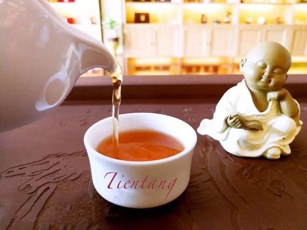 Lingyun ancient tree black tea, century-old tree