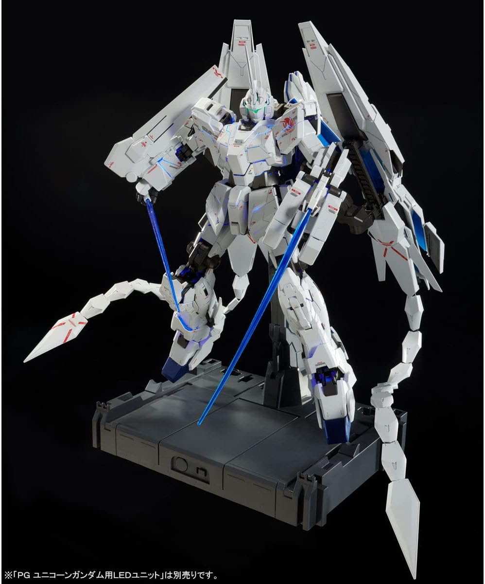 Mobile Suit Gundam Divine Perfect Unicorn.Does not include extension components