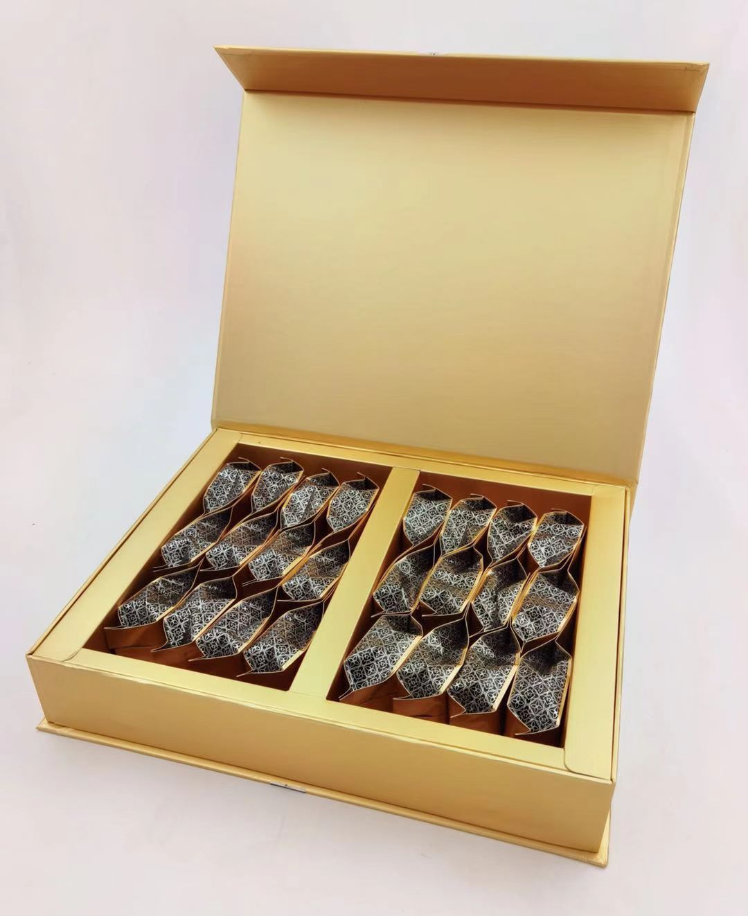 Lingyun ancient tree black tea, century-old tree