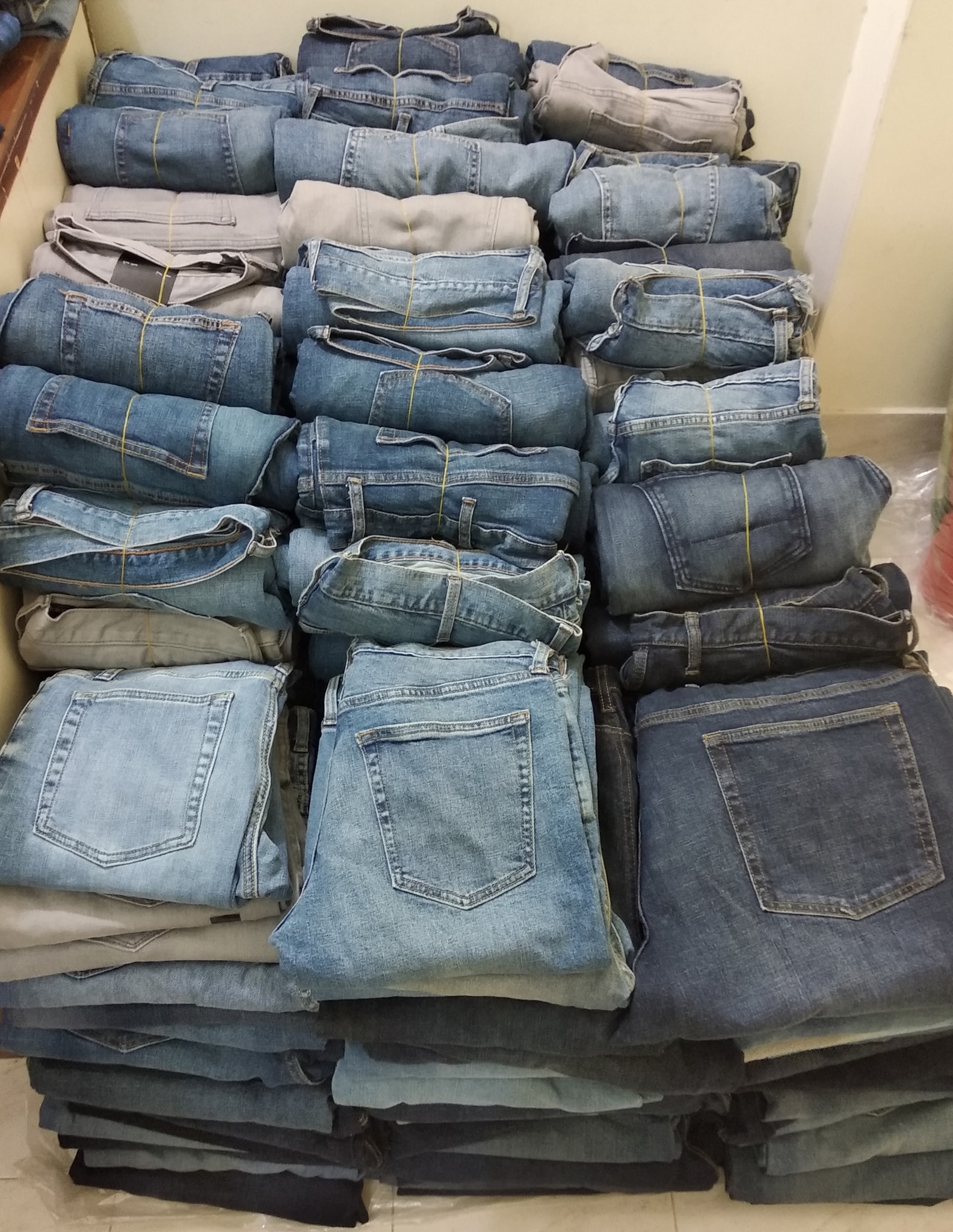 Denim Jeans Pants High Quality Stock Lot Super Low Price