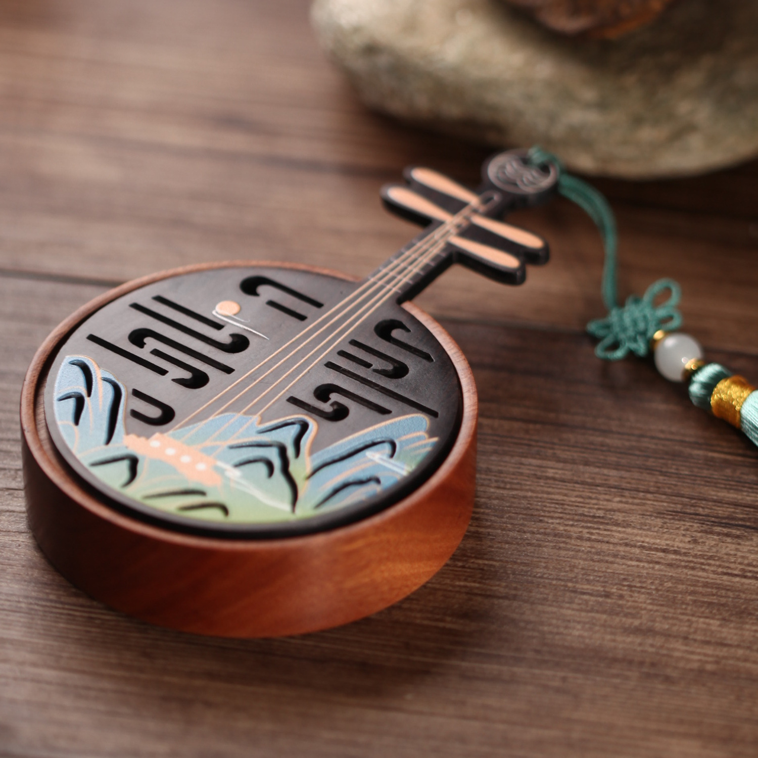 Chinese style Zen decoration home incense portable incense burner Solid wood sandalwood burner