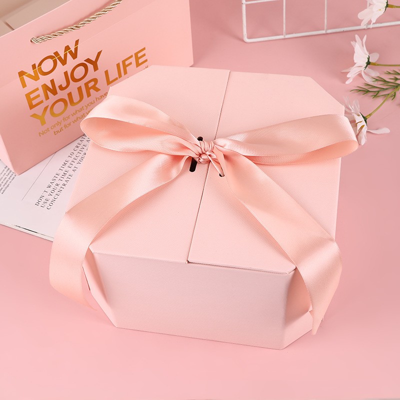Octagon gift box ins Wind Christmas gift box Wedding Bridesmaids gift box