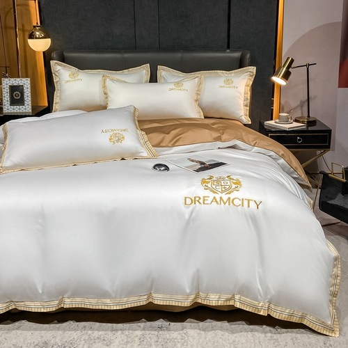 High Quality Cotton Bed Sheet Sets Affordable Luxury Home Textile Woven Comforter & Bedding Sets