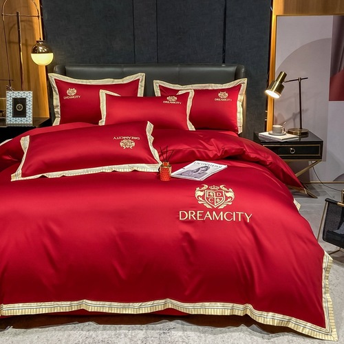 High Quality Cotton Bed Sheet Sets Affordable Luxury Home Textile Woven Comforter & Bedding Sets