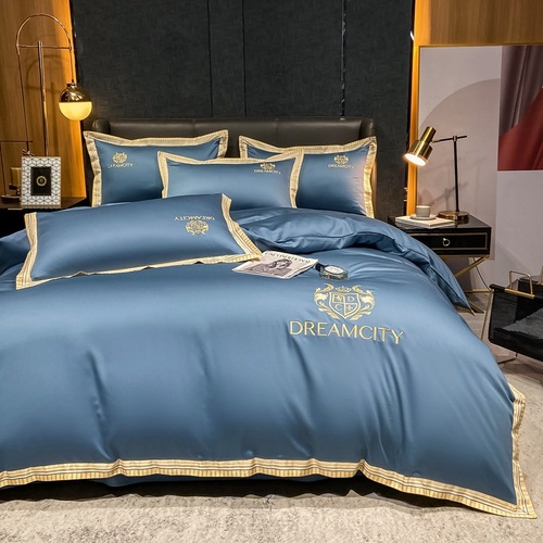 High Quality Cotton Bed Sheet Sets Affordable Luxury Home Textile Woven Comforter & Bedding Sets