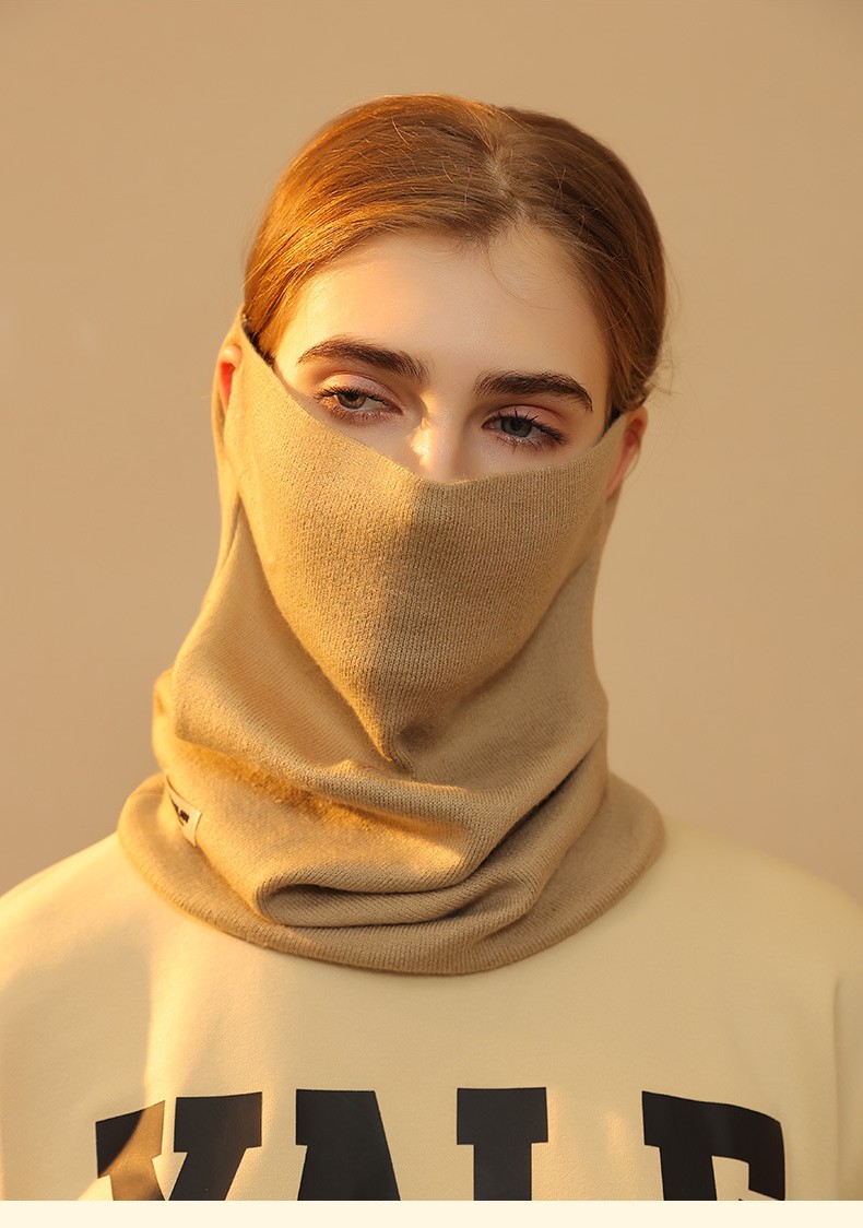 A versatile bib that can be used as a face mask, headband, and pile hat-One piece is worth four pieces