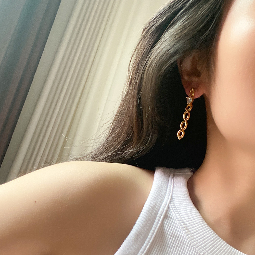 Fashion Interlocking Chain Eardrop -Love Heart Zircon Earrings- Plated Gold Chain- Long Earrings Jewelry For Women