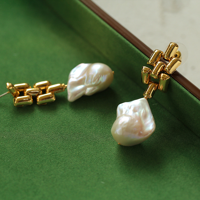 Vintage Baroque Chain - Pearl Earrings -ins Blogger - Fresh Water Baroque Pearl Chain - Earrings