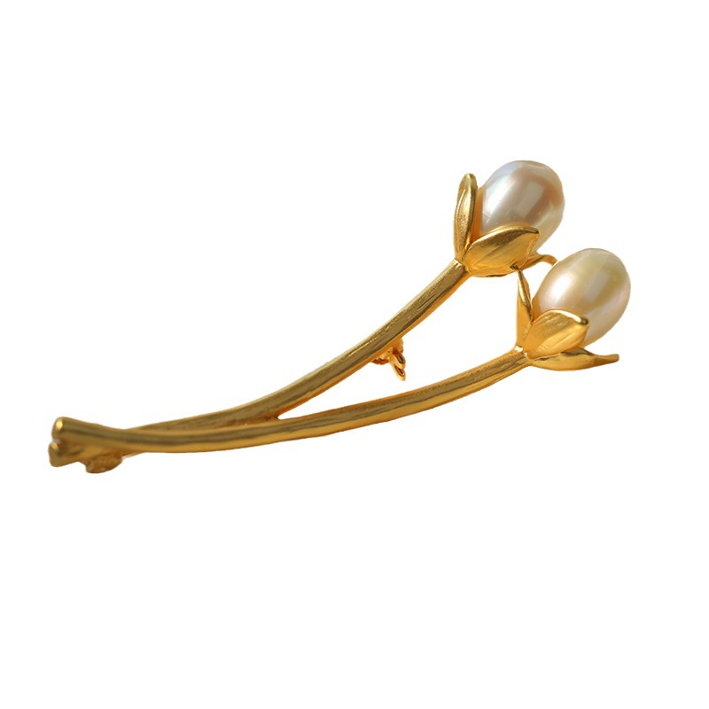 Bow - Fresh Water Pearl Brooch - Simple fashion - elegant atmosphere - Ribbon coat brooch