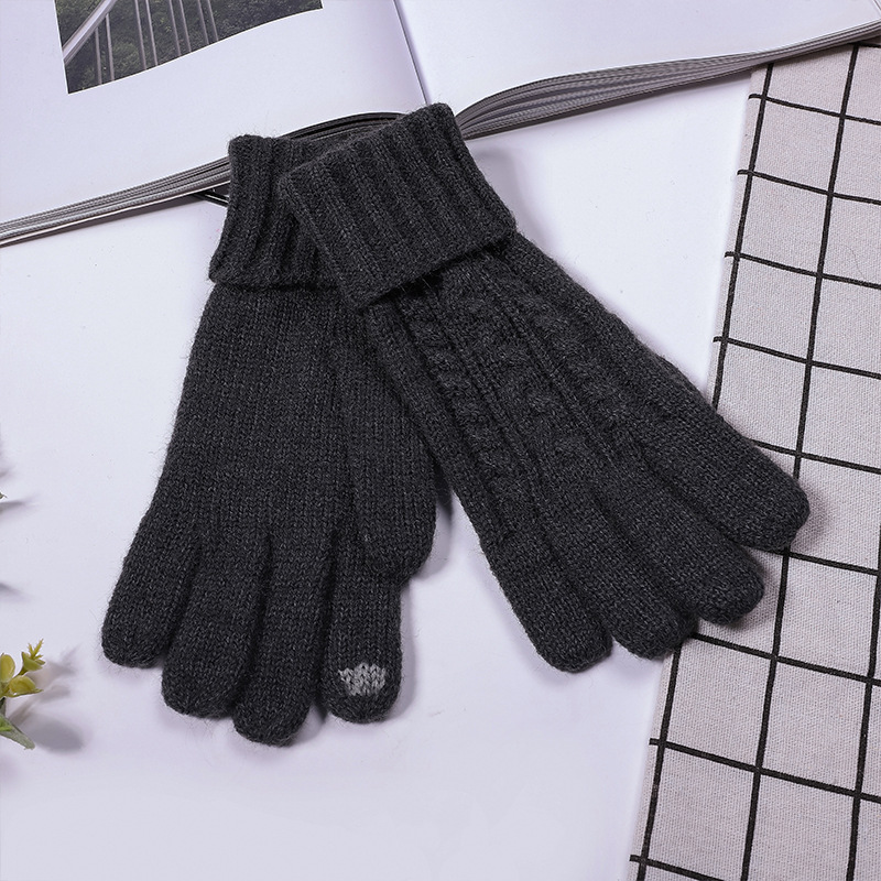 2021 New Arrival Women's Cable Knit Gloves Warm Winter Fleece Lining Touchscreen Gloves Cold Weather Warm Gloves Mittens