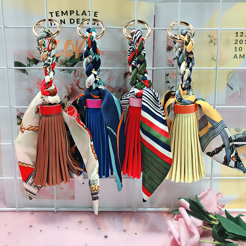 Lilangda Leather Tassel Satin Silk Scarves Keychain Bowknot Scarf Keyring Holder Woman HandBag Car Purse Bag Key Chains 