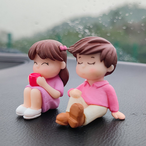 Car Decoration Cute Cartoon Couples Action Figure Figurines Balloon Ornament Auto Interior Dashboard Accessories for Gir