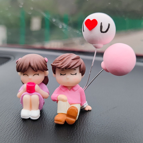 Car Decoration Cute Cartoon Couples Action Figure Figurines Balloon Ornament Auto Interior Dashboard Accessories for Gir