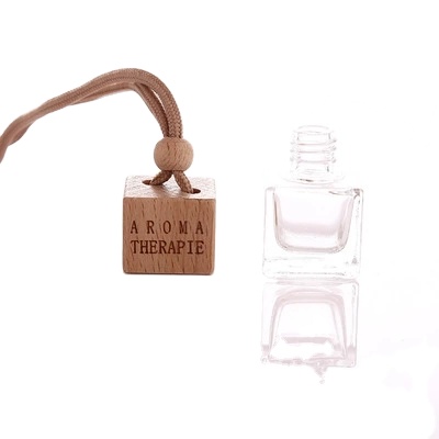 Square Shape Glass Car Perfume Bottles Pendant 5ml Perfume Empty Hanging Car Diffuser Glass Bottles