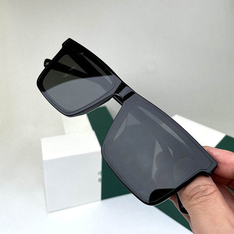 New Square Sunglasses Men Black Eyewear PC Lens Shades Oculos Eyeglasses Male Sun Glasses Gafas