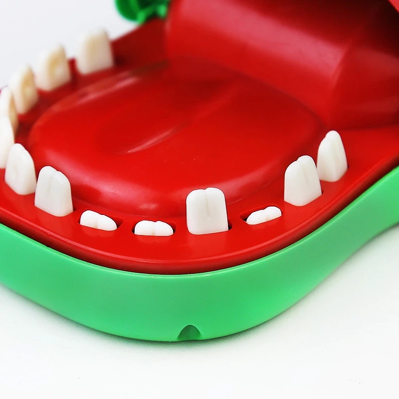 2023 Hot Sale New Creative Crocodile Mouth Dentist Bite Finger Game Funny Gags Toy For Kids Play Fun
