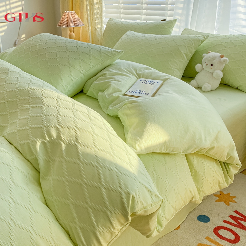 Cottage Bed Set (Quilt Cover, Fitted Sheet, 2 Pillowcase)