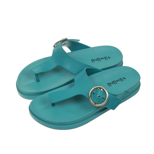 Ladies Girl Fashion Wide Flat 2022 Pvc Plastic Outdoor Slippers Woman
