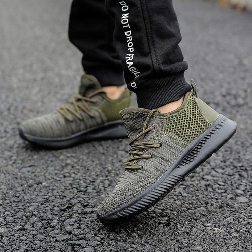  Latest Popular High Quality Kids Sneakers Casual Athletic Tennis Walking Running Shoes for Boys Girls