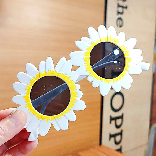 BELLEWORLD summer fashion flower strawberry colorful round sun glasses plastic shades 17colors kids sunglasses for boys 