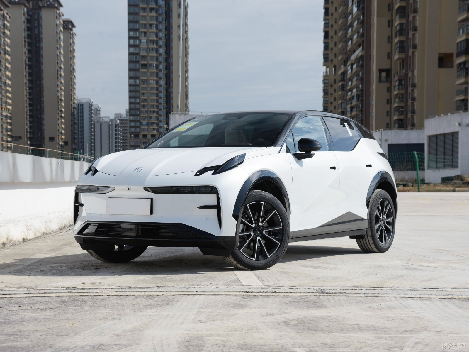 Hot-Selling Zeekr X Has a Long Range of 560Km in 2025