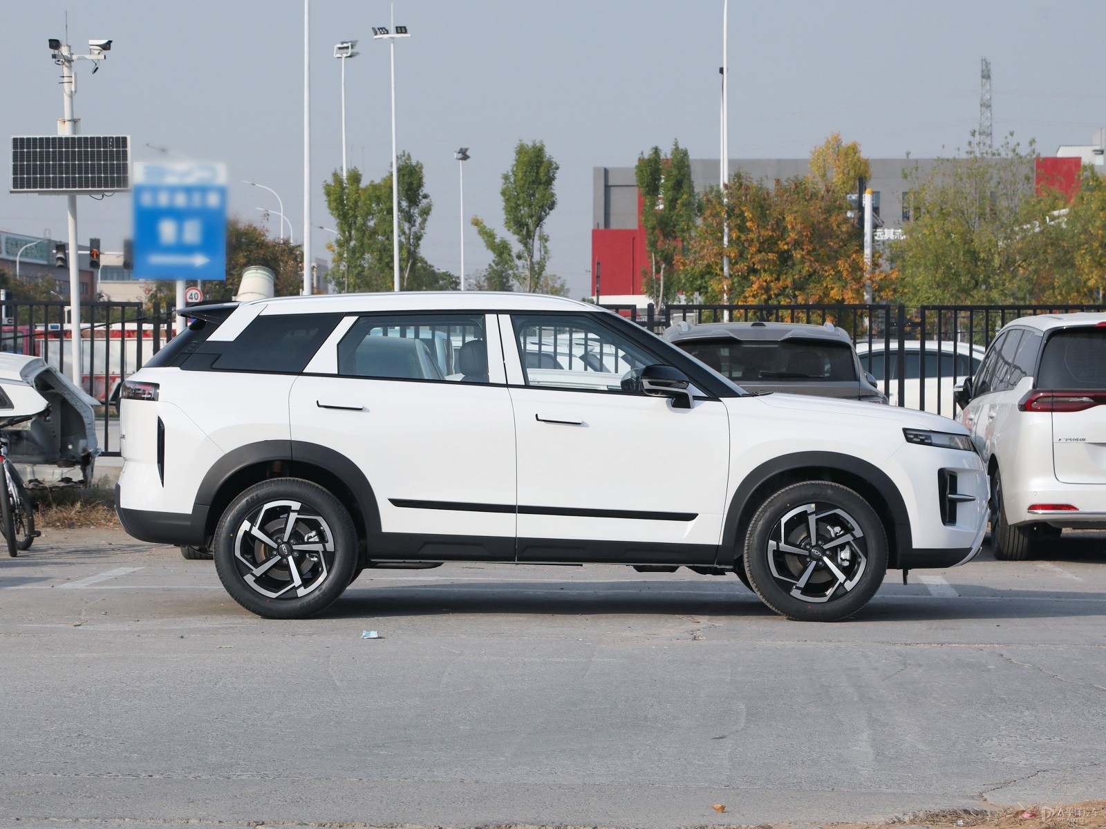 2024 Hot Sale 5 Seater 4 Door Chery Tiggo 7 Fuel SUV