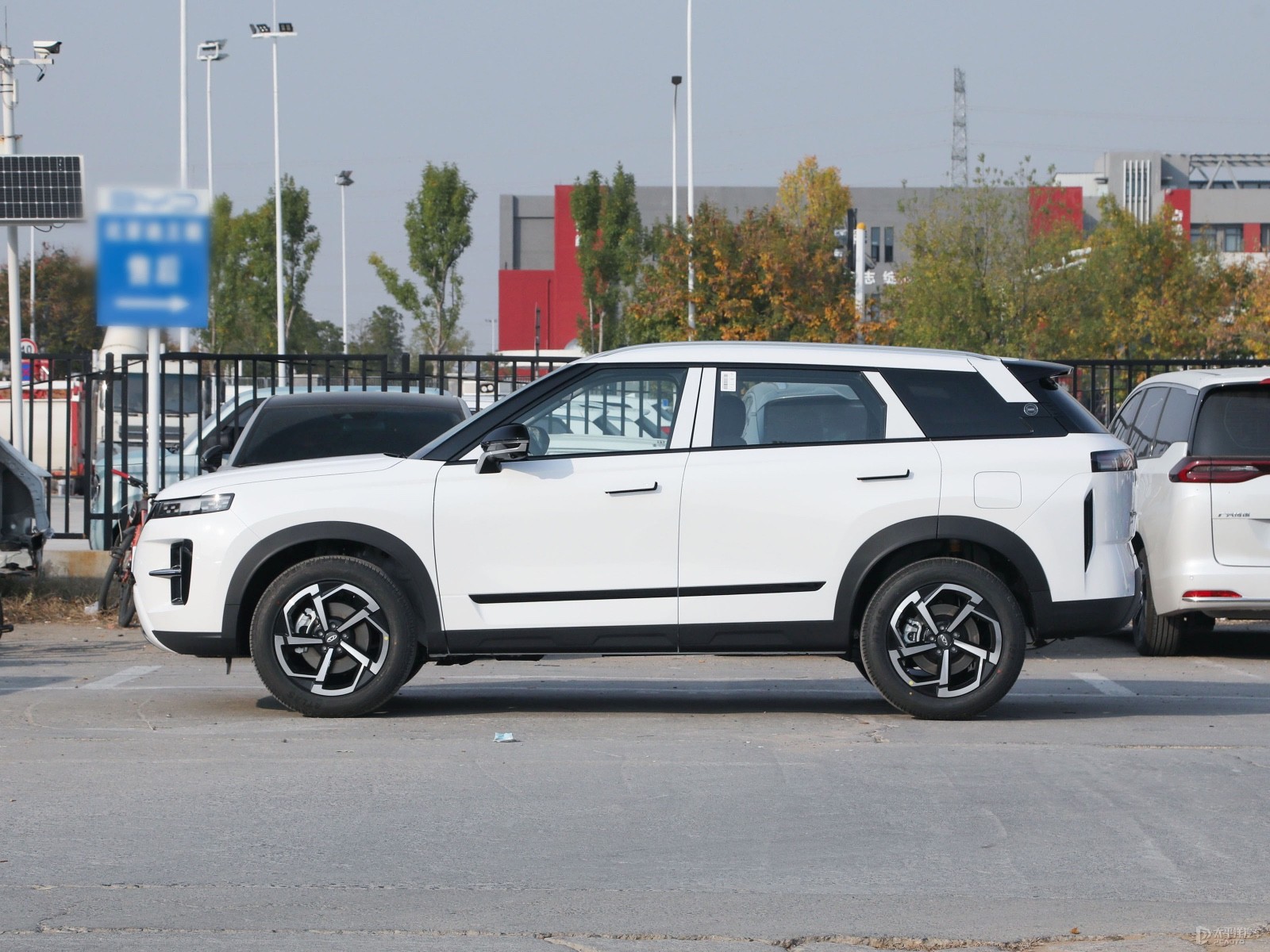 2024 Hot Sale 5 Seater 4 Door Chery Tiggo 7 Fuel SUV