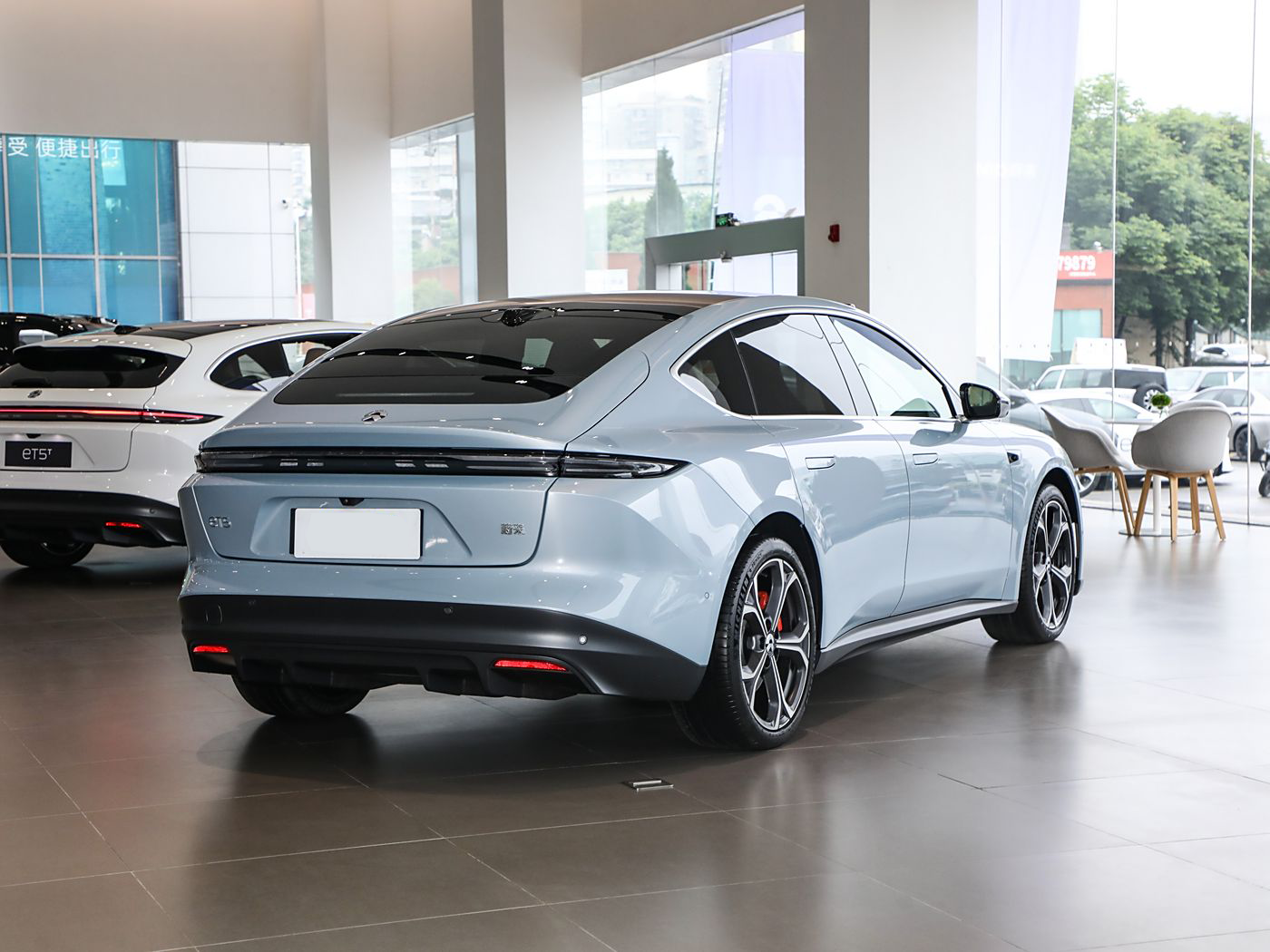 2024 Best Deal NIO ET5 Premium Electric Sedan with Advanced Technology