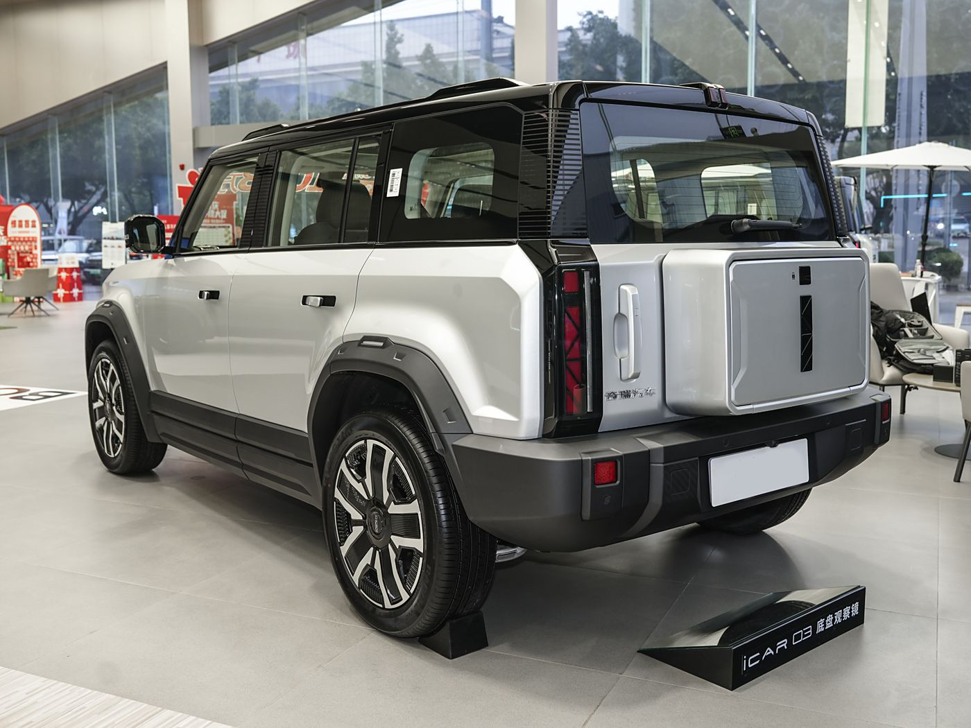 2024 Chery iCAR 03 Compact Electric SUV with Long Range and High Value