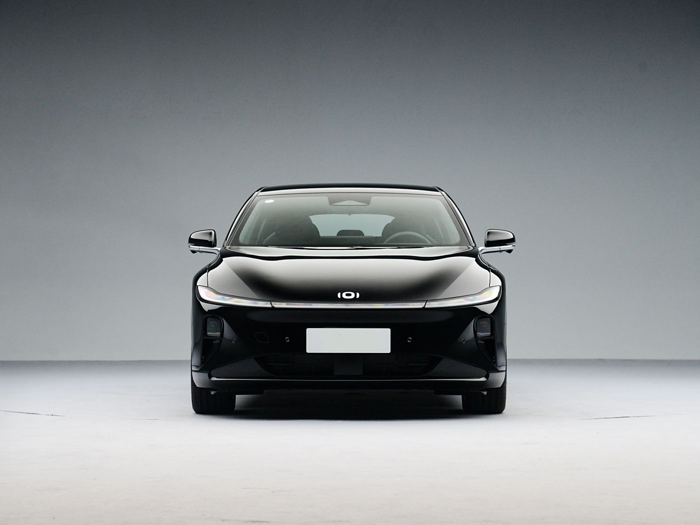 Hot Sell High Performance 2025 Changan QiYuan A07 Sedan with Sleek Design