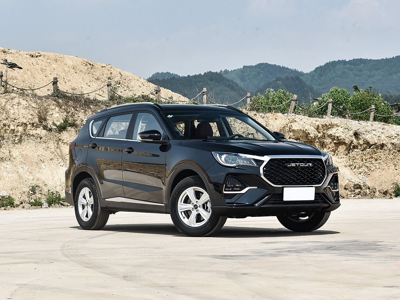 2025 Jetour X70 SUV 1.5T DCT PRO 7 Seater Jetour X70 1.5 2025 New Brand SUV Vehicle