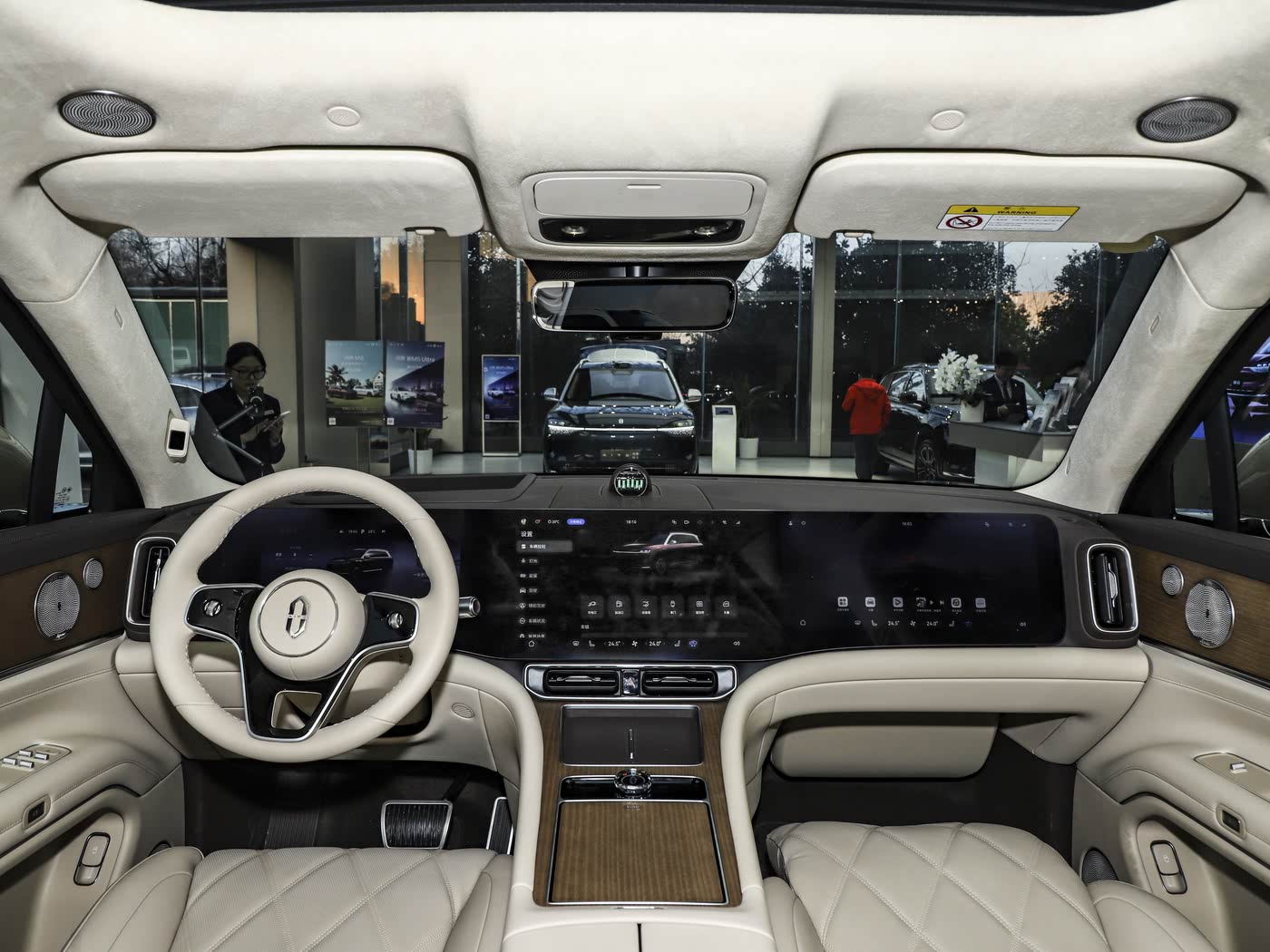 2024 AITO M9 Ultra EV Car 6-Seater New Energy Electric Vehicle Made in China